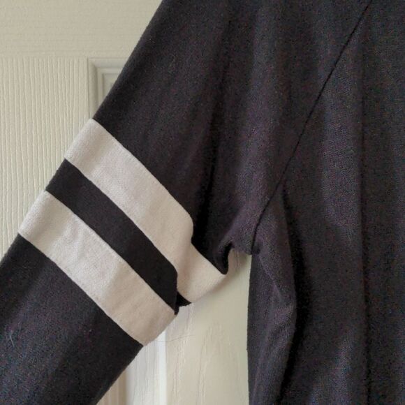 New Authentic American apparel relaxed for size s long sleeve tshirt long hem - Picture 3 of 9